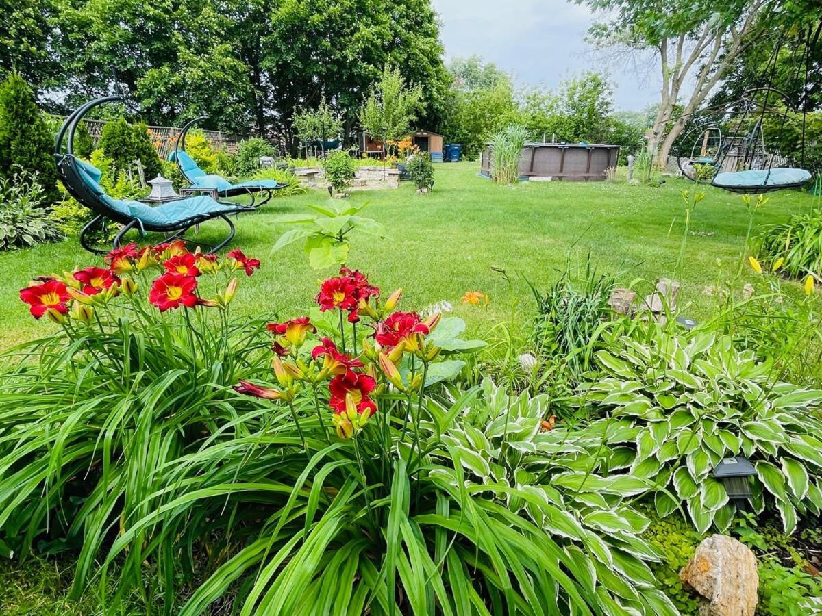 Schaumburg Paradise Oasis With A Secret Garden And Private Pool Buitenkant foto